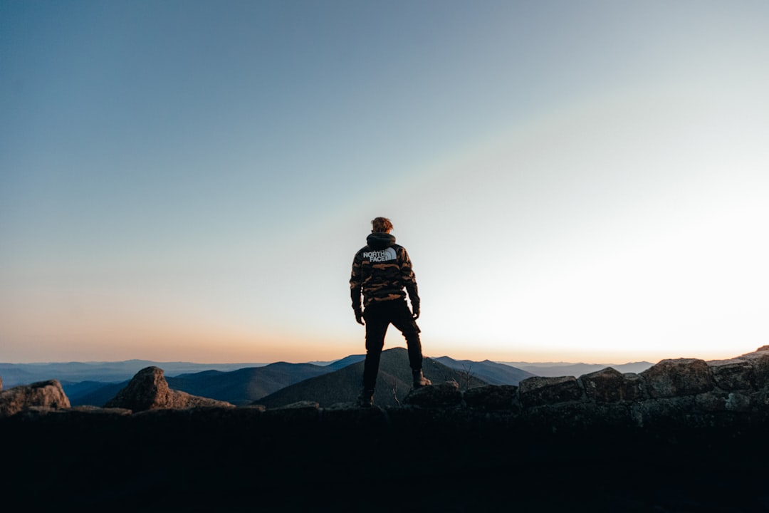 Aplicación de meditación para dominar la mente y retos