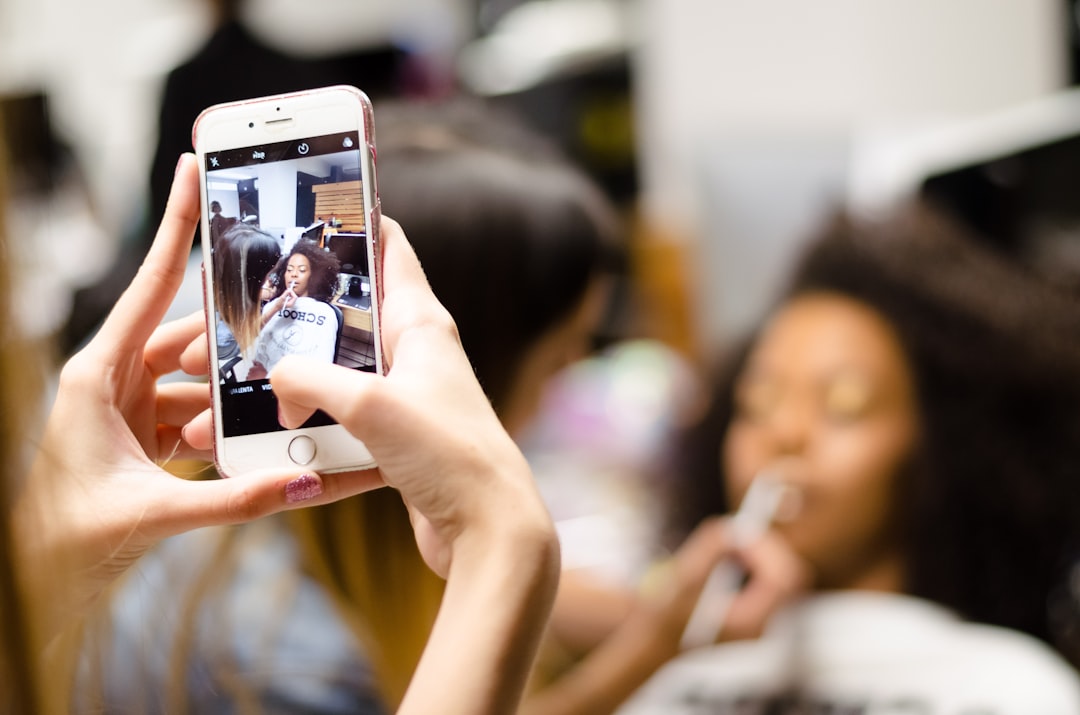 Aprende a maquillarte paso a paso con app guía práctica